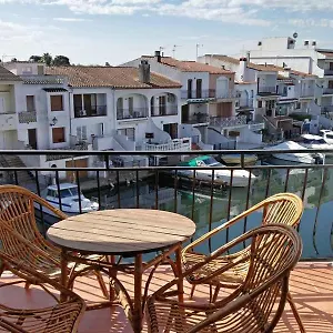 Estudi Amb Vistes Al Canal Appartement